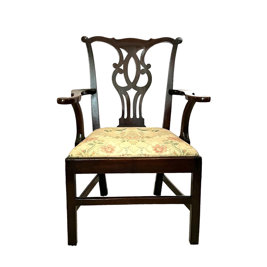 Chippendale commode chair discount