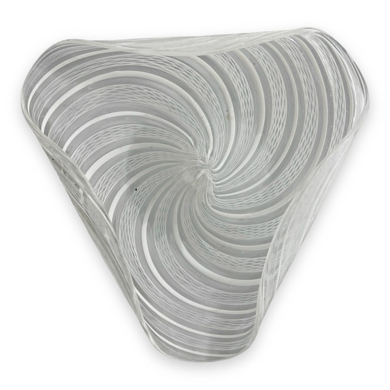 Venini Murano 'Vetro a retorti' White & Clear Glass Ribbon Laticino Triangular Bowl, Ashtray or Catch-All w/ 3 curled edges, lips or Folds image 2