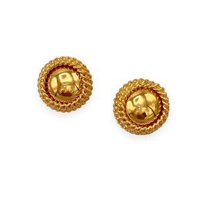 Vintage Gold Dome Clip Earrings with Chain Wapped Detail Clip-on Pair of 18K Gold Re Plated Retro Earrings. 1980&#39;s Vintage clipons.
