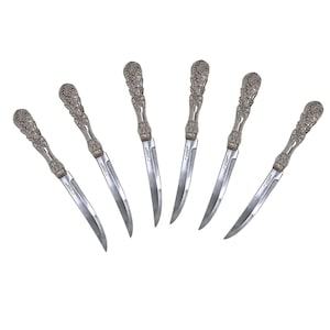 French Rose Silverplate Steak Knives by International Silver Co – Vintage Floral Flatware Set for Romantic Dining or Collectible Tableware