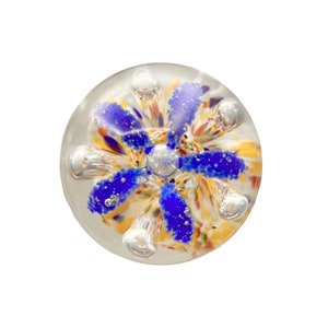 Paperweight w/ Blue & White Flower of 5 Petals w/ 6 Controlled Bubbles - Bullicante from a Multicolord Polychrome abstract Flower bed