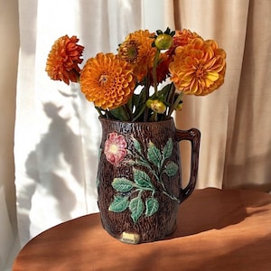Majolica Thomas Forester &quot;in-the-park&quot; Style Water Pitcher | Pink &#39;Rosa Canina&#39; Roses w/ Leaves over Chestnut w/ &#39;Wood-Style&#39; handle & Chips