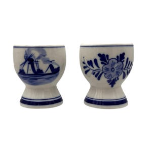 Vintage pair of Delft Blue and white porcelain Soft-Boiled Egg Cups/Holders hand-painted in excellent condition, Traditional Delftware Style