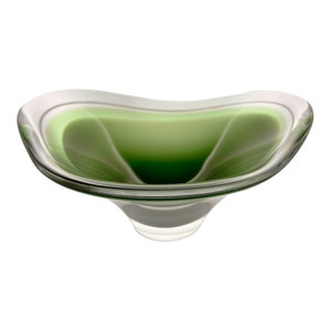 CENTERPIECE or Fruit Bowl SIGNED &quot;Paul Kedelv Flygsfors &#39;61&quot; and &quot;Coquille&quot; (french for Seashell) Green Swedish Art Glass. Tablescape!