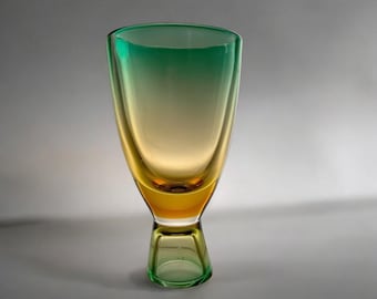 Murano Sommerso Green Brown & Moss bicolor Art Glass flower vase likely Flavio Poli (Italian, 1900-1984) for Seguso Vetri D' Arte, 1960s.