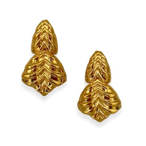 Reclaimed Earrings, Vintage Clip-on Pair of 18K Gold Plated Clipon 1990&#39;s Doorknocker Vintage Clipon Jungle Leaf Drops, Retro Jewelry.