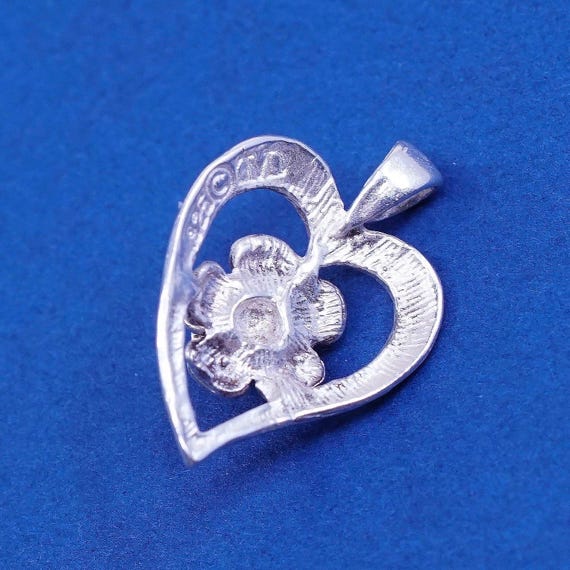 Vintage Sterling silver handmade pendant, solid 925 silver heart with flower View 4