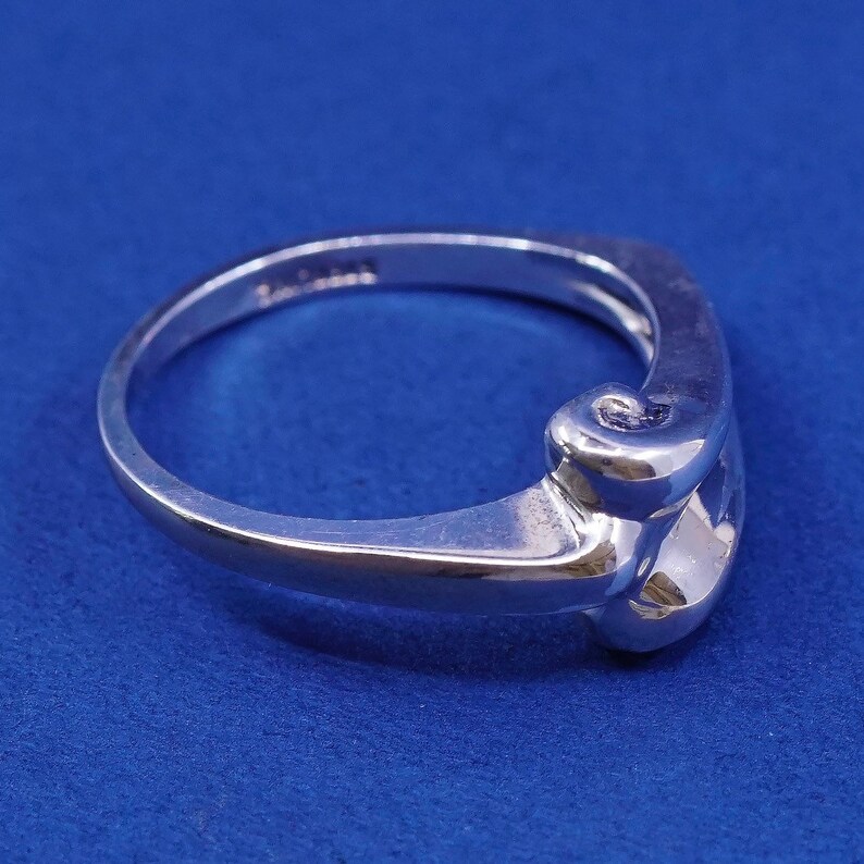Sterling silver handmade ring 510644 solid 925 silver wide swirly band stamped sterling vintage Size 7.5