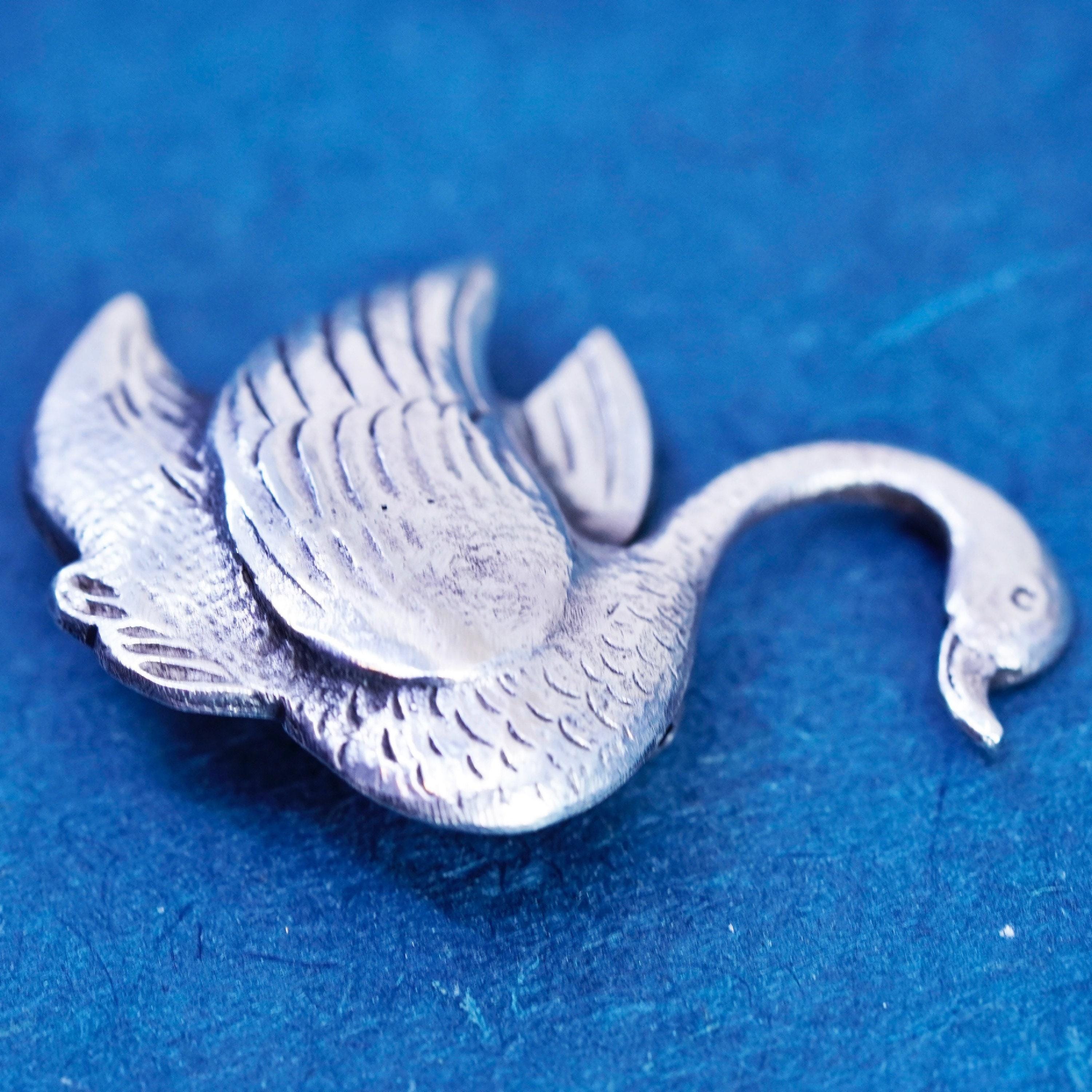 ヴィンテージの白鳥のブローチ - Etsy 日本