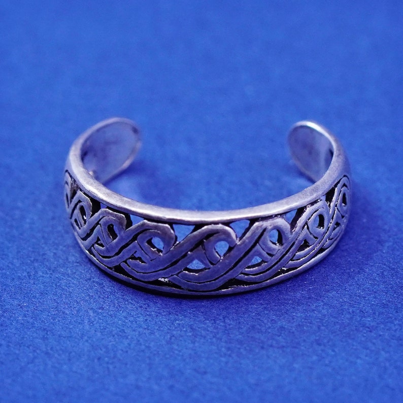 Size 5 filigree 925 band vintage Sterling silver handmade ring stamped 925 open end
