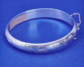 6.5”, sterling silver wide bracelet, 925 hinged flower floral textured bangle