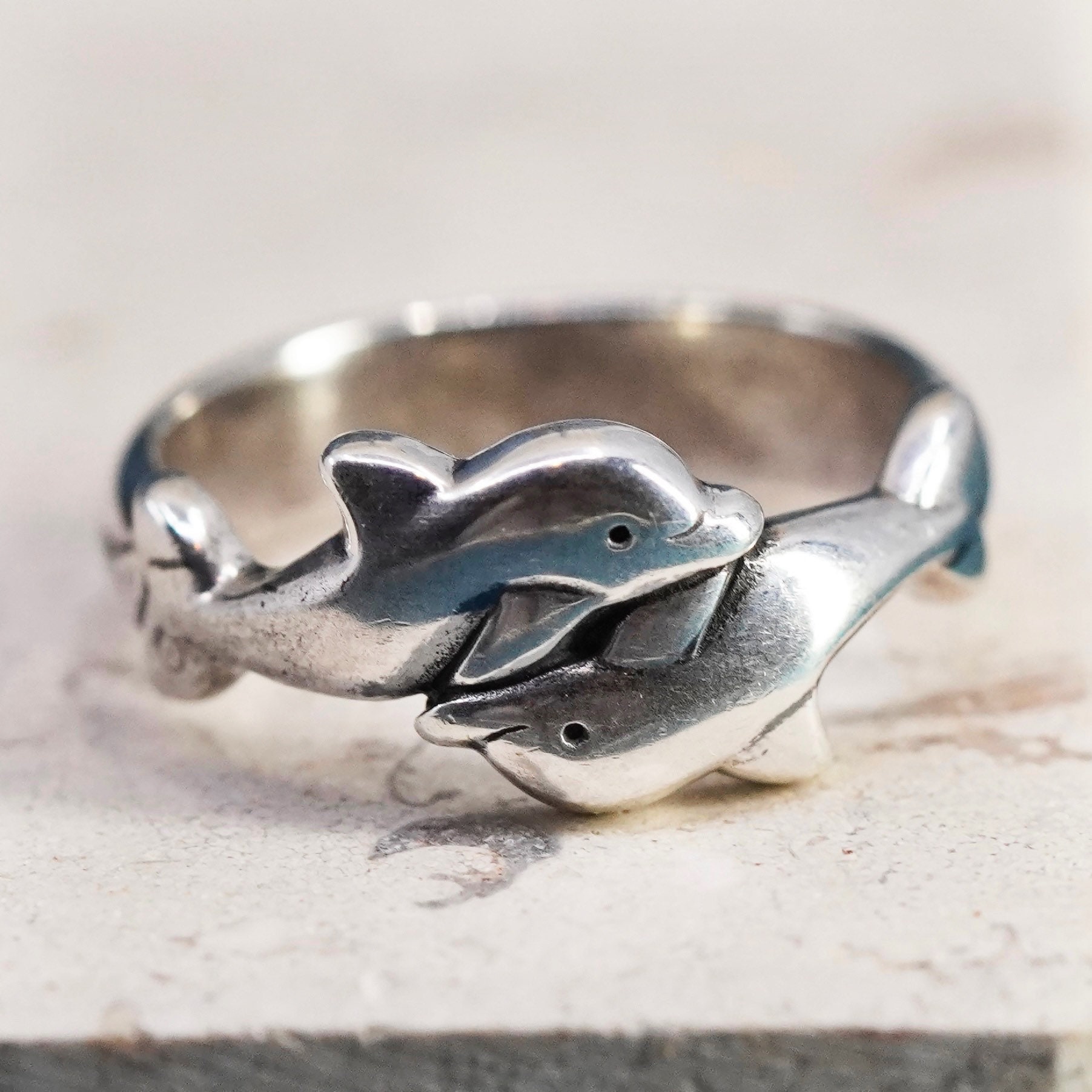 James avery dolphin ring deals