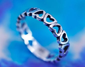 Size 7, vintage sterling silver handmade ring, 925 stackable heart band