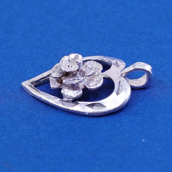 Vintage Sterling silver handmade pendant, solid 925 silver heart with flower View 3