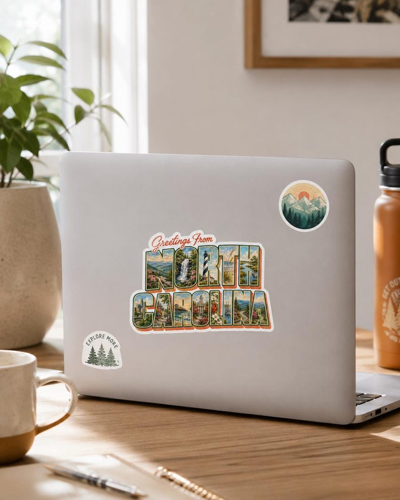 Greetings from North Carolina Vinyl Decal Sticker - North Carolina Vacation - Vintage Postcard - For Laptop, Water Bottle, Gift afbeelding 4