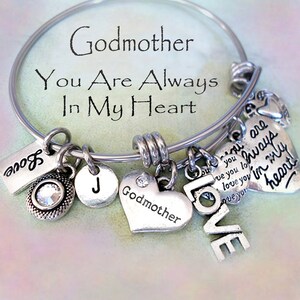Pulsera de madrina personalizada con piedra de nacimiento y dije de letra. Siempre estarás en mi corazón, madrina. Regalo de cumpleaños para madrina.