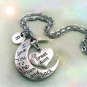 Collar con la frase "Te amo hasta la luna y de regreso" personalizado con la letra w que elijas, ¡hecho a mano con amor!