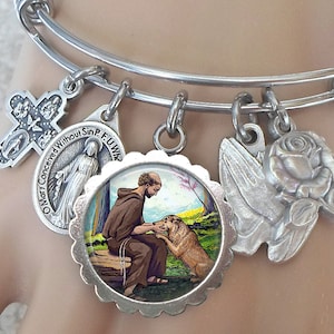 Saint Francis of Assisi with Sweet Dog Bangle Bracelet, Confirmation Gift, Patron Saint of Animals, Ecology, Merchants, Poor People, Italy