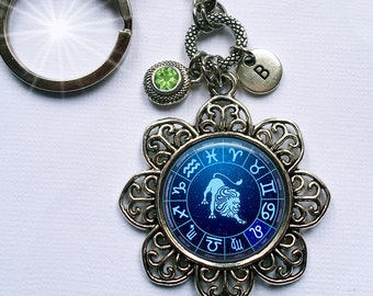 Llavero o clip de Leo el León con cristal de piedra natal brillante y dije de letra, signo zodiacal Leo, cumpleaños del 23 de julio al 23 de agosto, ¡Hecho con amor!