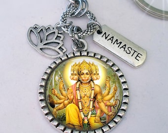 Hanuman-sleutelhanger of ritssluiting met lotusbloem en namaste-bedel, hindoegod van kracht en kennis, vernietiger van het kwaad * Vervaardigd met liefde