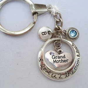 Llavero o clip para bolso "Abuela, te amo, luna y más allá" con cristal de piedra natal brillante y dije de letra, regalo para abuela