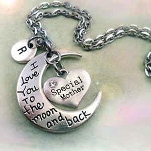 Collar "Te amo hasta la luna y de regreso" con dije de letra a elegir, regalo especial para mamá, cumpleaños de mamá, cumpleaños de mamá