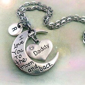 Collar con dije de letra "Papá, te amo hasta la luna y de regreso", Día del padre, cumpleaños de papá * También disponible como llavero o clip para mochila