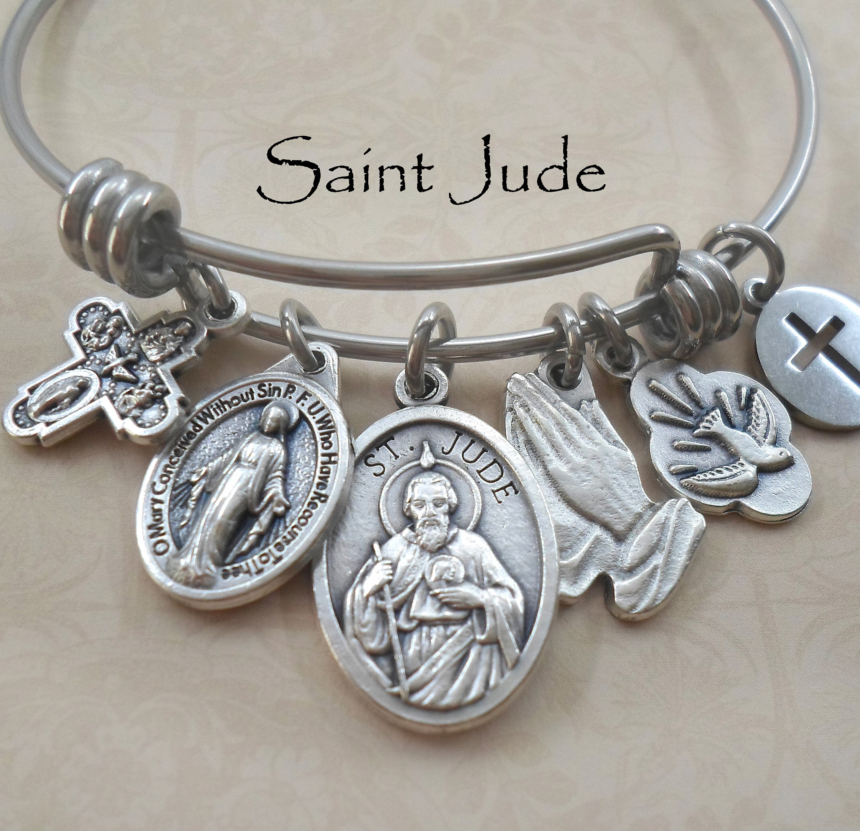 Bracelet jonc saint Jude apotre et martyr Judas Thaddee saint patron des hopitaux Causes perdues situations desesperees service d incendie de Chicago Etsy France