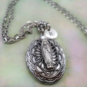 Collana Nostra Signora di Guadalupe, ciondolo personalizzato con lettera W, Vergine Maria, Nostra Madre di Guadalupe, La Madonna di Tepeyac, Tonantzin, regalo