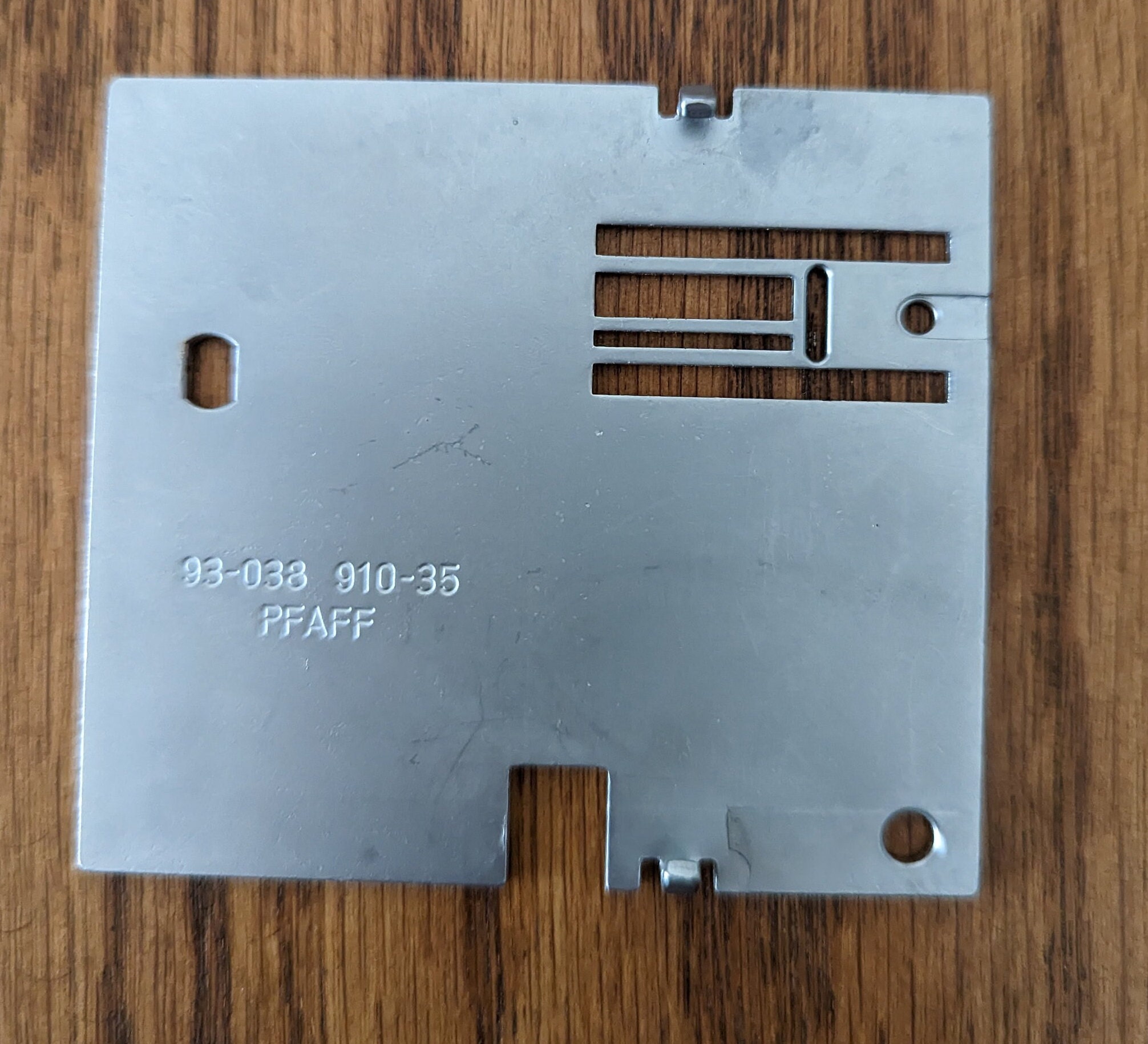 Pfaff Standard Zig Zag Needle/stitch Plate for 2000 Series Etsy