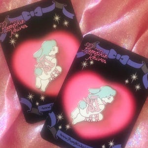 バニーボーイのエナメルピン