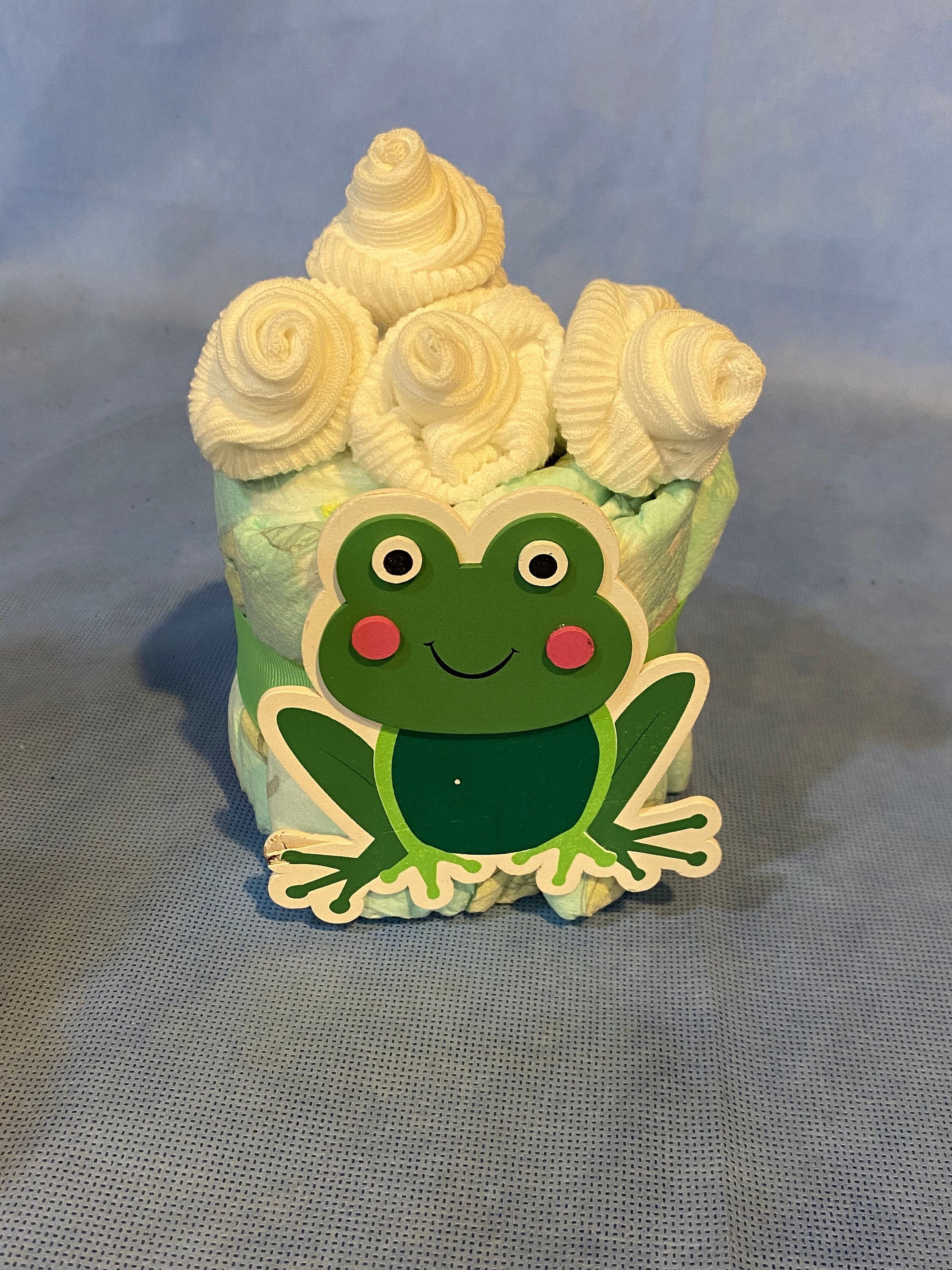 Honest Company Diapers Frog “Cupcake” Mini Diaper Cake! Affordable