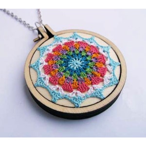 Crochet pattern mandala, crochet necklace, minature crochet, crochet pendant, gift for crocheter