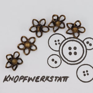 5 metal buttons 15 mm, traditional buttons, children&#39;s buttons, dirndl button, flower motif, blouse button, old gold, openwork, filigree button, shank button