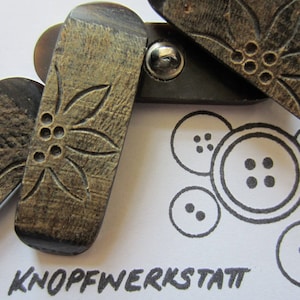 5 horn buttons 50 x 15 mm, buttons, traditional buttons, toggle buttons, shank button, oval button with flower motif, horn button, brown-black