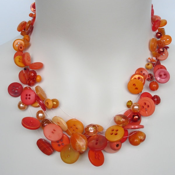 Buttons Necklace - Etsy