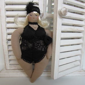 Doll, MOMI, Chubby Miss, chubby doll, curvy, full figured doll, curvy doll, plus size, curvy doll, munecas gorditas
