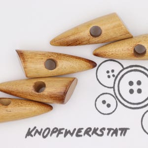 5 träknappar 14 x 38 mm, knapp, träknappar, knapp, knappar, syknapp, hantverksknapp, knäppning, träknapp, traditionella knappar, naturmaterial