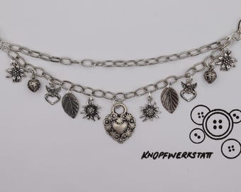 Charivari, mit verschiedenen Charm Anhängern, Dirndlschmuck, Miederschmuck, Dirndl, Tracht, Oktoberfest, Bayern, Frauen Charivari