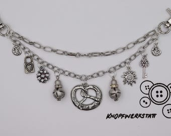 Charivari, mit verschiedenen Charm Anhängern, Dirndlschmuck, Miederschmuck, Dirndl, Tracht, Oktoberfest, Bayern, Frauen Charivari