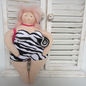 Doll, MOMI, MOllige MIss, doll chubby, chubby doll, curvy, full figured doll, curvy doll, plus size, doll curvy, munecas gorditas