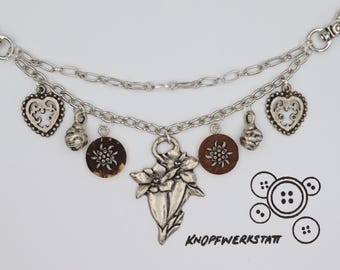 Charivari, mit verschiedenen Charm Anhängern, Dirndlschmuck, Miederschmuck, Dirndl, Tracht, Oktoberfest, Bayern, Frauen Charivari