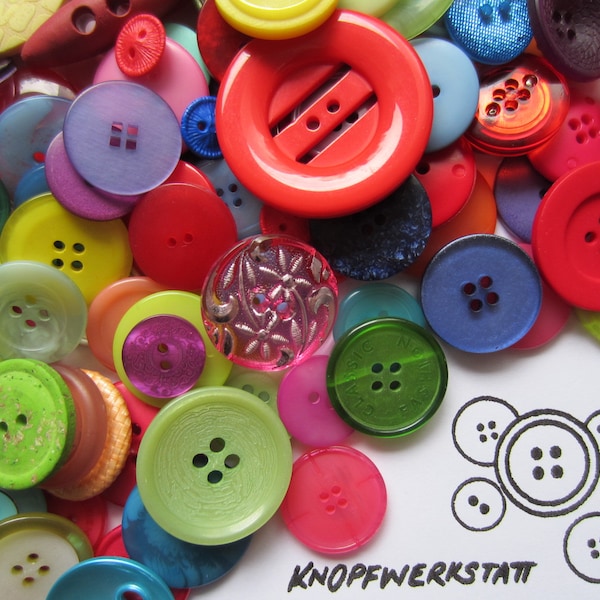 300 Kunststoffknöpfe bunt zum basteln, synthetic buttons, Tasten, Schaltflächen, Knöpfe, Sewing Button, Craft Button ,Button, Bastelknöpfe