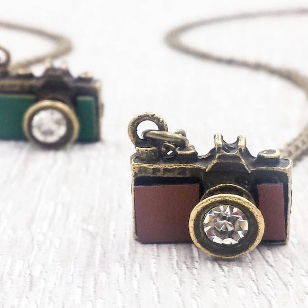 Camera Necklace, Mini Camera Pendant Necklace, Picture Photo Photographer Miniature, Vintage Retro Style, Gift for Her Gift for Him