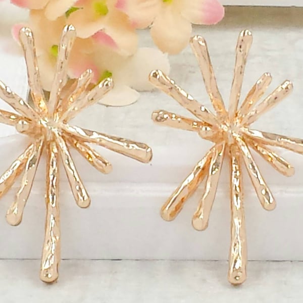 Dandelion Earrings Gold Flower Post Back Earrings Hammered Earrings Dandelion Jewelry Boho Anniversary Birthday Graduation Gift for Her