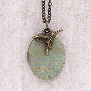 Hummingbird Locket Necklace Turquoise Patina Flower Bird Necklace Vintage Style Picture Photo Locket Keepsake Boho Woodland Jewelry Gift