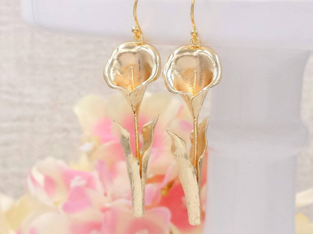 Calla Lily Earrings Gold Floral Earrings Gold Flower Statement Jewelry ...