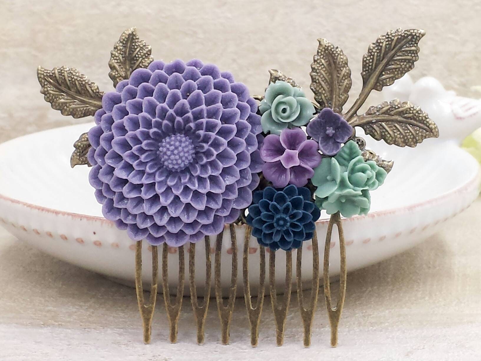 Vintage Style Orchid Purple Dahlia Floral Hair Comb in Bronze Weddings Accessories Hair Accessories Decorative Combs 