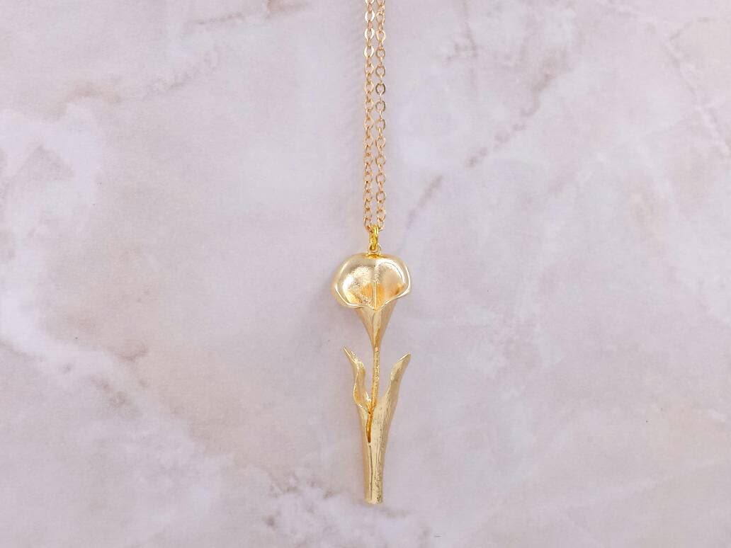 Calla Lily Necklace- Gold Floral Pendant Spring Flower Jewelry