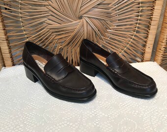 ladies loafers size 7